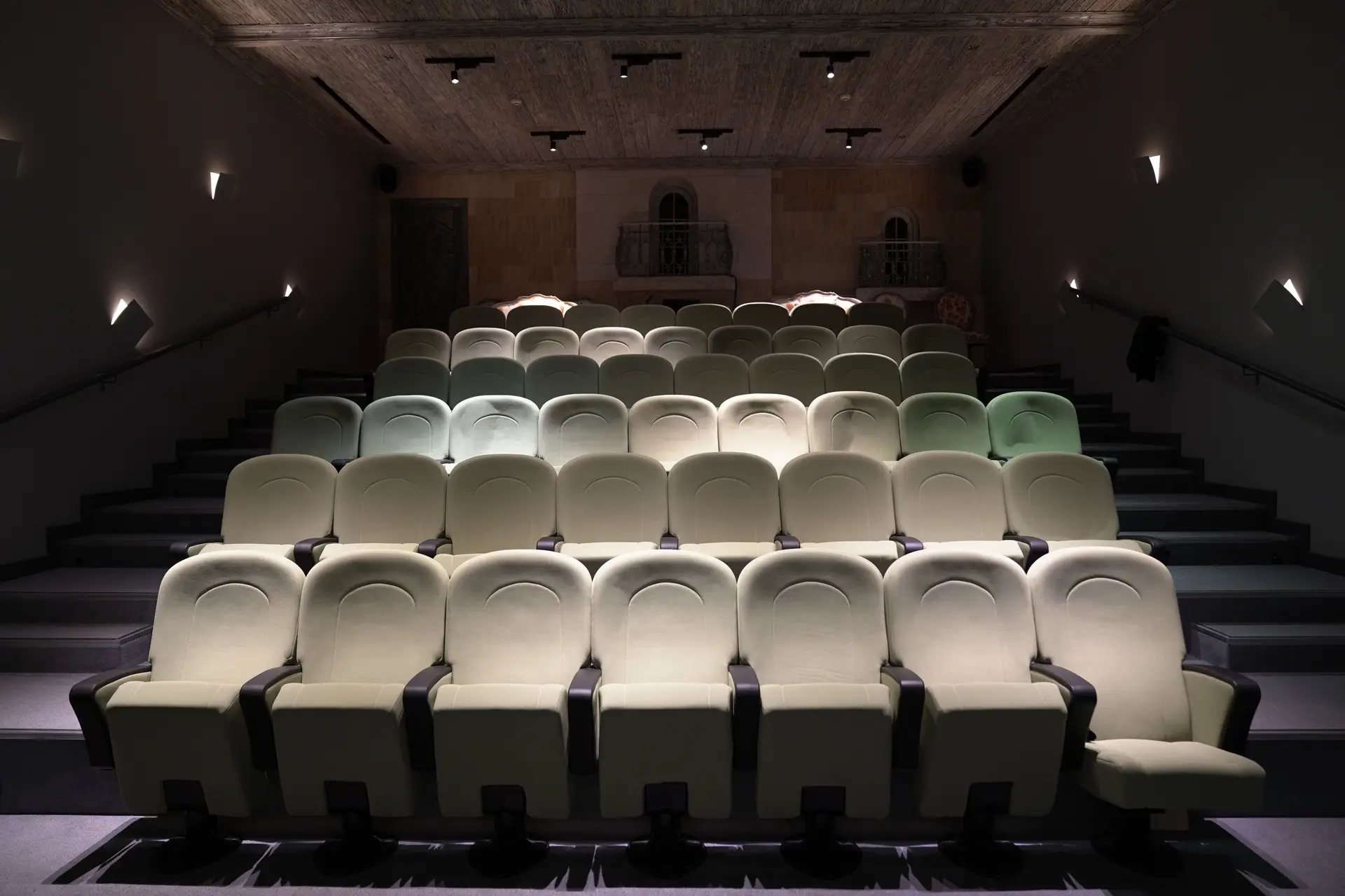 Selecting seating